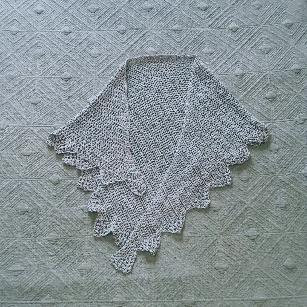 scarf/shawlette - Picture 3 of 5
